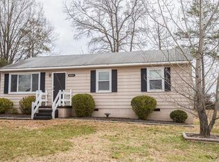 20321 Halloway Ave, South Chesterfield, VA 23803