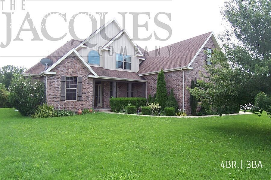1st image of 2854 W Meadows Dr
