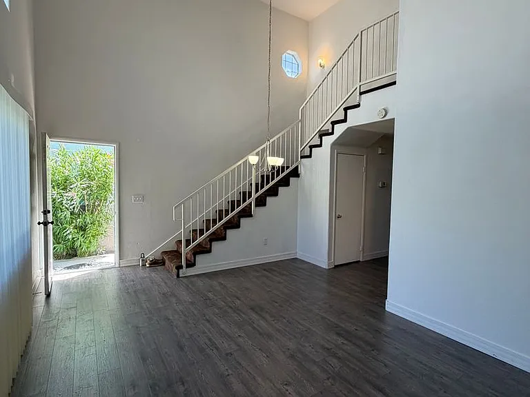 5264 Sacha Way — Photo 7