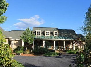 272 Southampton Rd, Brevard, NC 28712