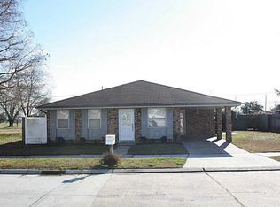 2709 Blanchard Dr, Chalmette, LA 70043