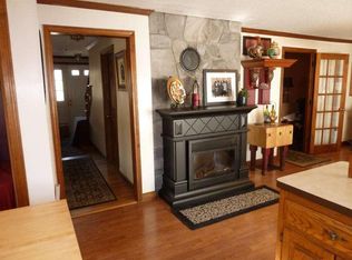 9 Hill St, South Easton, MA 02375