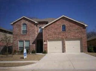 1132 Golden Eagle Ct, Aubrey, TX 76227