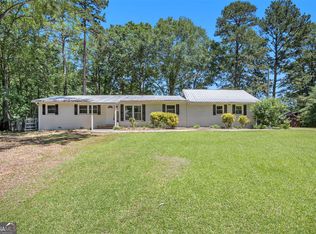 239 Orchard Cir, Commerce, GA 30529