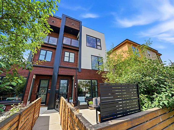 4th image of 4733 N 17th Ave NW #1
