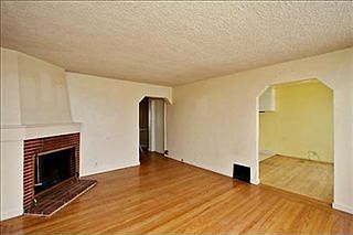 3rd image of 1927 47th Ave