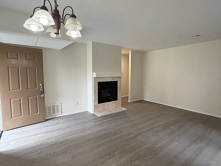 10371 Azuaga St #151 — Photo 8