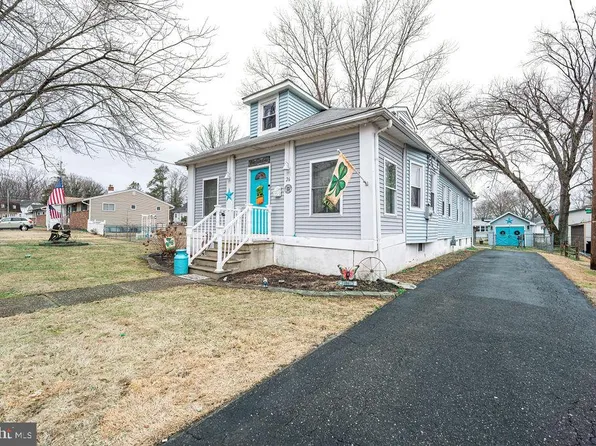 26 Elm Ave, Clementon, NJ 08021