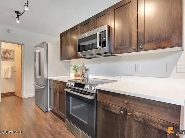 1414 W 7th Ave #3, Anchorage, AK 99501