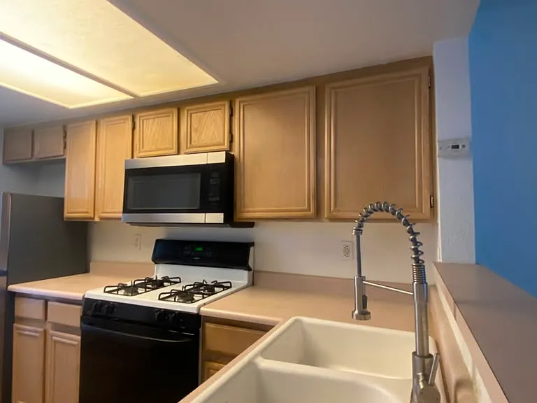 8070 W Russell Rd #1121 — Photo 3