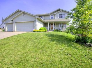 2310 Plymouth Rock Rd, Bellevue, NE 68123