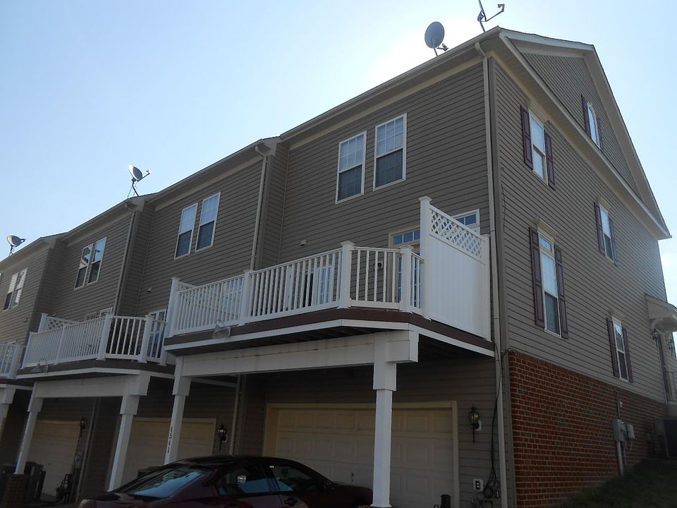 2 car garage and deck rear