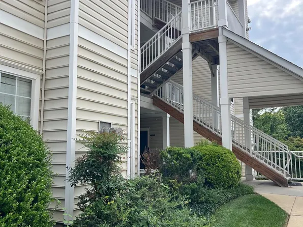 9806 Feathertree Ter APT A, Montgomery Village, MD 20886