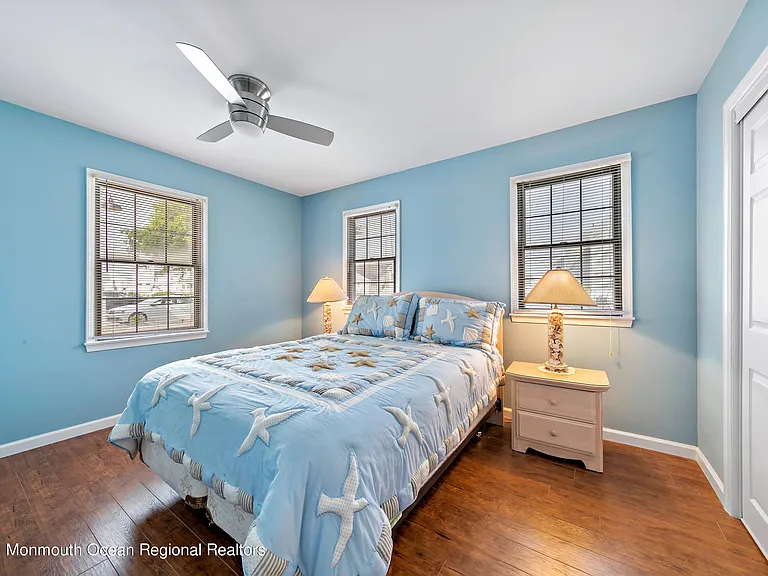 31 Peggy Ln — Photo 14