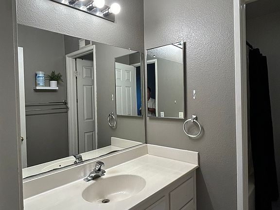 5th image of 27997 Busman Rd #5