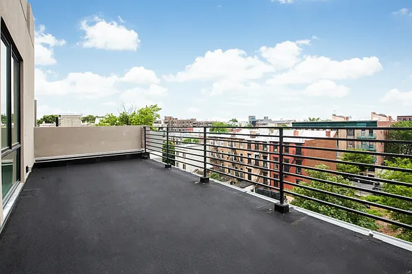 Rented by MNS | media 85