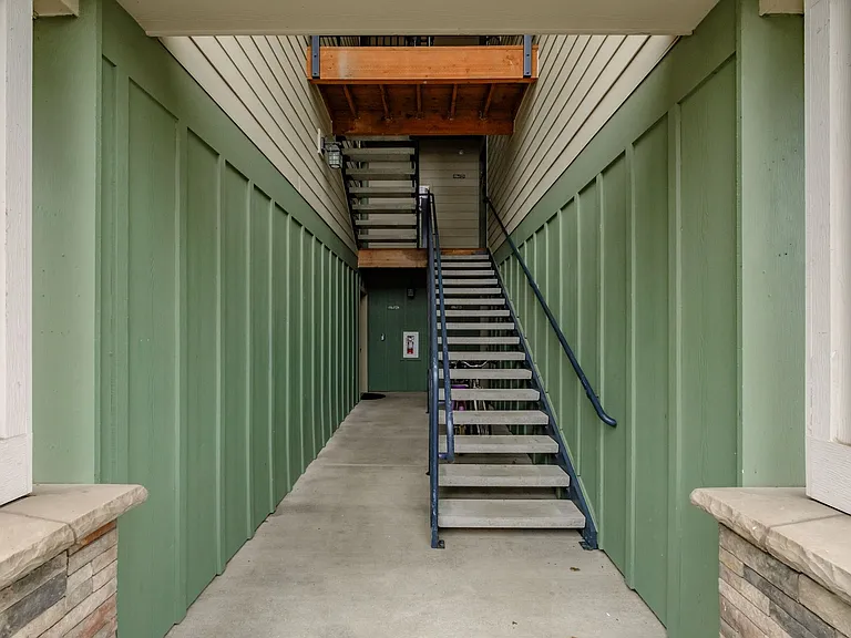 Aspen Place Apartments — Photo 71