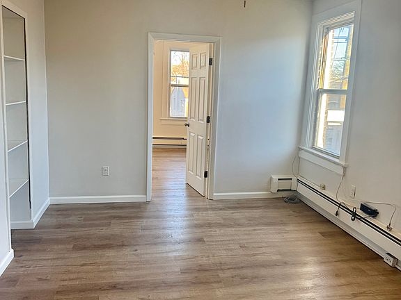 5th image of 302 Centennial Ave #2