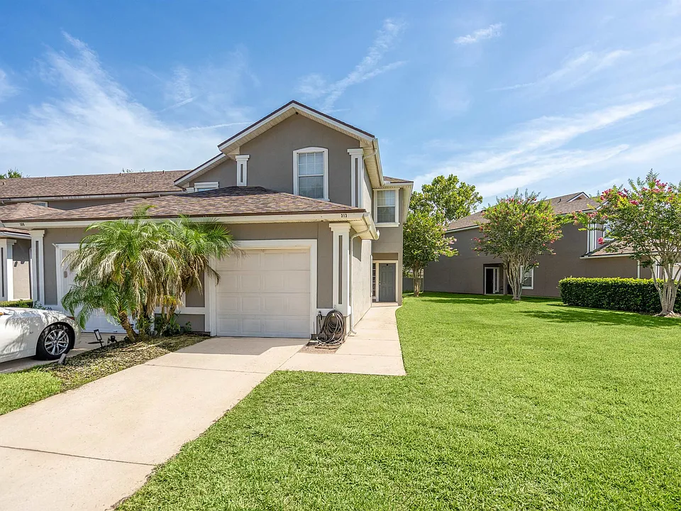 313 Scrub Jay Dr