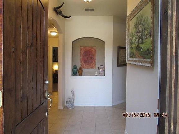 4th image of 805 Waller Dr