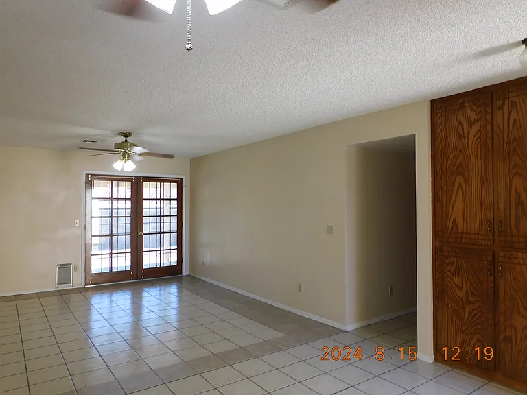1559 W 14th St — Photo 3