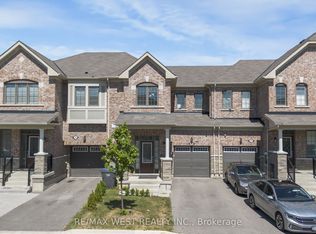 23 Circus Cres, Brampton, ON L7A5E3