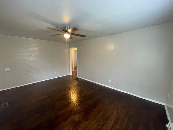 2nd image of 701 W Virginia Ave