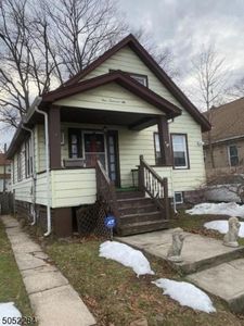 1006 Drake Ave, Roselle, NJ, 07203