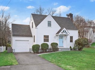 21 Sound Beach Ave, Old Greenwich, CT 06870