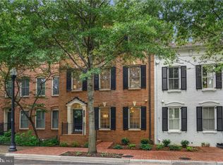 1818 Carpenter Rd, Alexandria, VA 22314