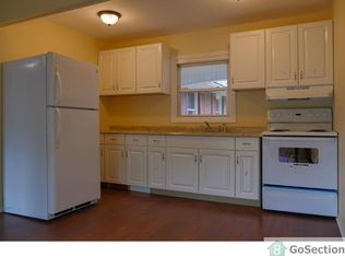 18 Mercator Ln, Willingboro, NJ 08046