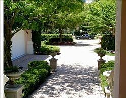 4th image of 1205 Spyglass Ln