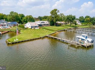 8111 Ventnor Rd, Pasadena, MD 21122