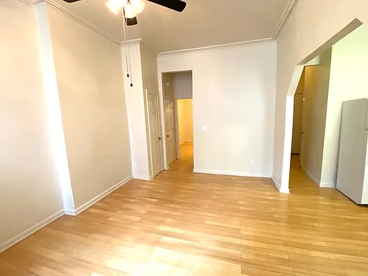 Rented by Douglas Elliman | media 14