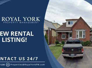 72 Leeming St #3, Hamilton, ON L8L5T3