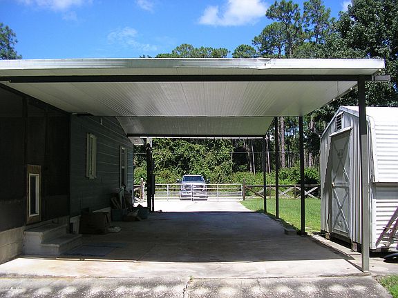 5th image of 206 Dolphin Dr