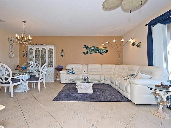 4th image of 3350 Dandolo Cir