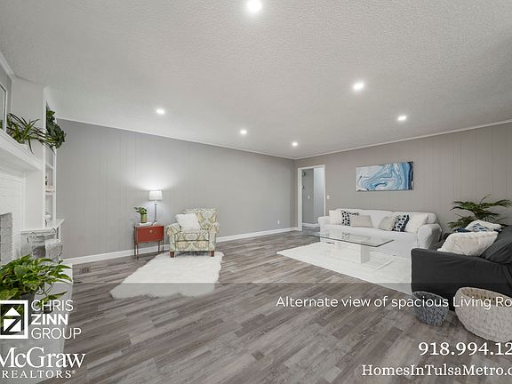 3rd image of 6608 S 254 East Ave