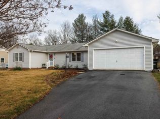 172 Forest Dr, Stuarts Draft, VA 24477