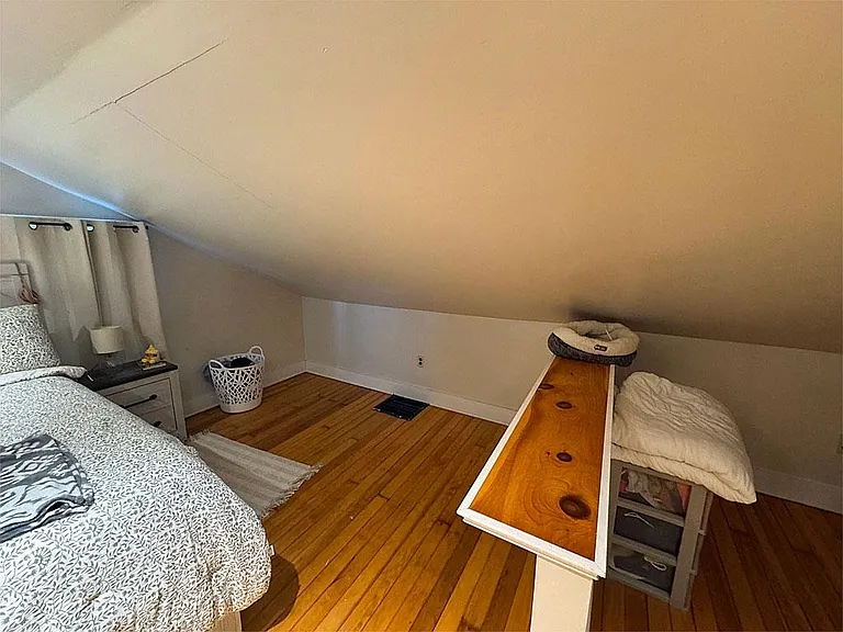 1626 Drake Rd — Photo 11
