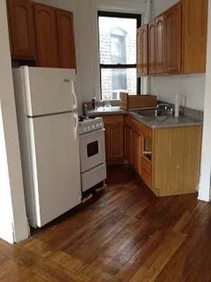 Rented by Urban Real Estate Property Group Inc | media 29