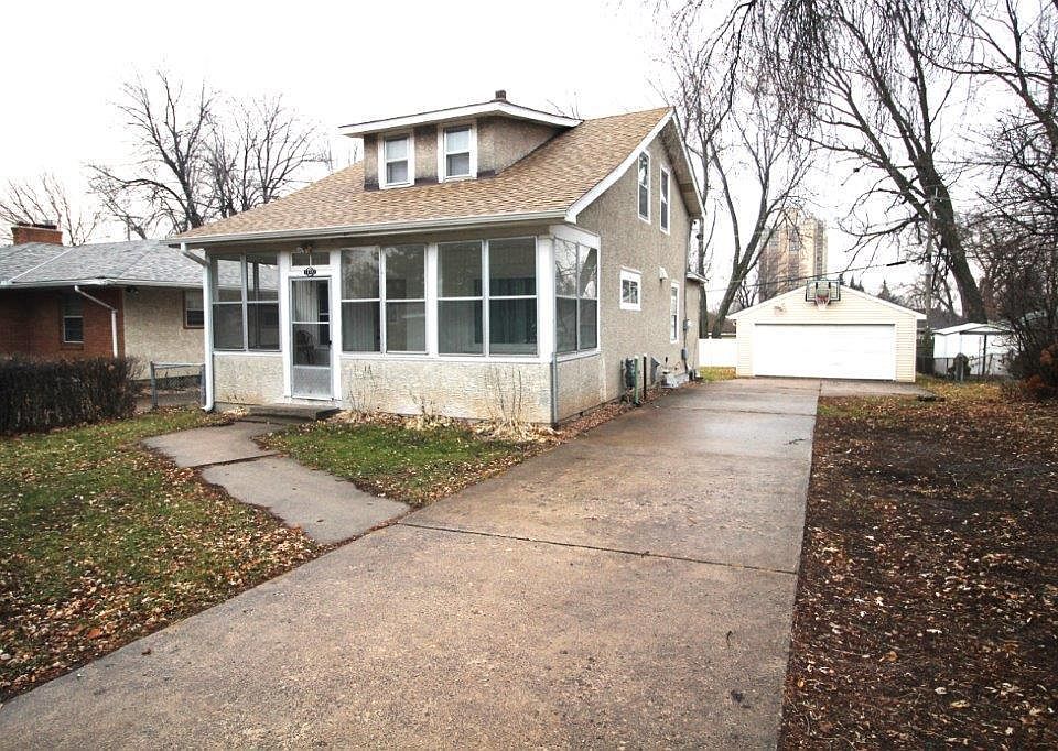 1st image of 1740 Larpenteur Ave E