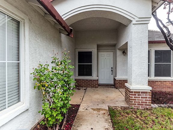 2nd image of 1385 Larkflower Way