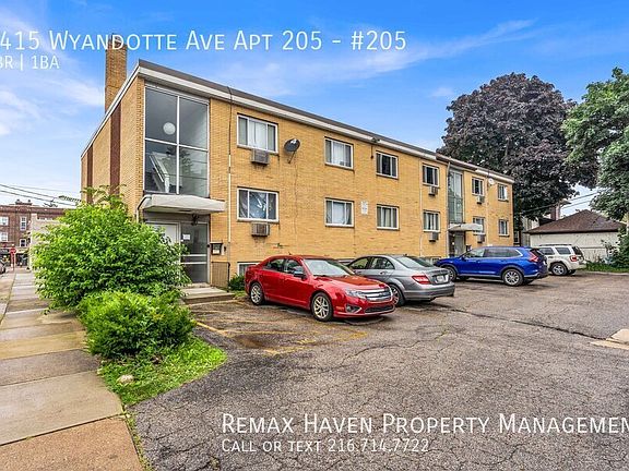 2nd image of 1415 Wyandotte Ave APT 205