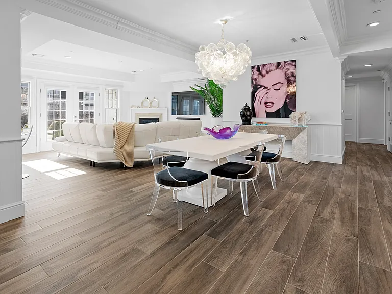 37 Village Green Dr — Photo 4