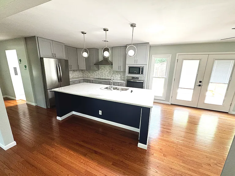118 Green Meadows Dr — Photo 3