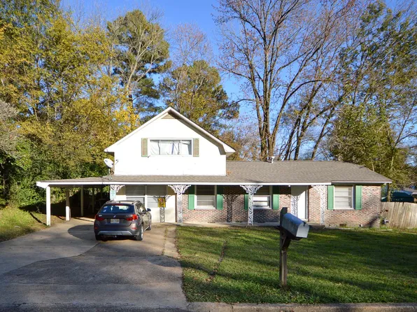 502 Overstreet Dr, Starkville, MS 39759