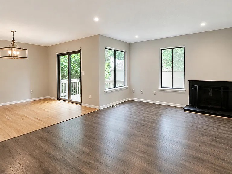 12 Greenbriar Dr #A — Photo 12