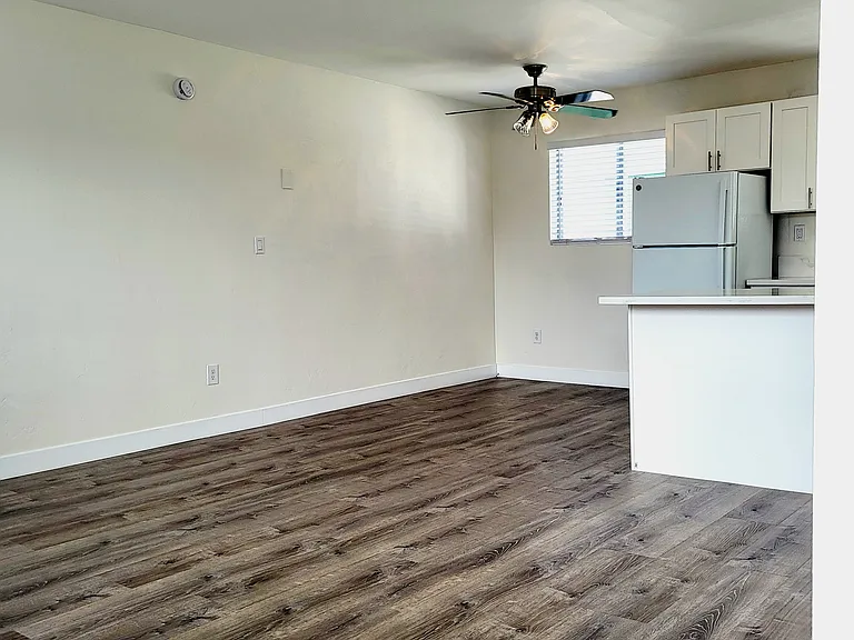1742 Diamond St #10 — Photo 8