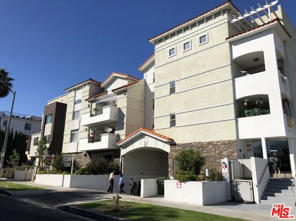 4733 Elmwood Ave #203, Los Angeles, CA 90004